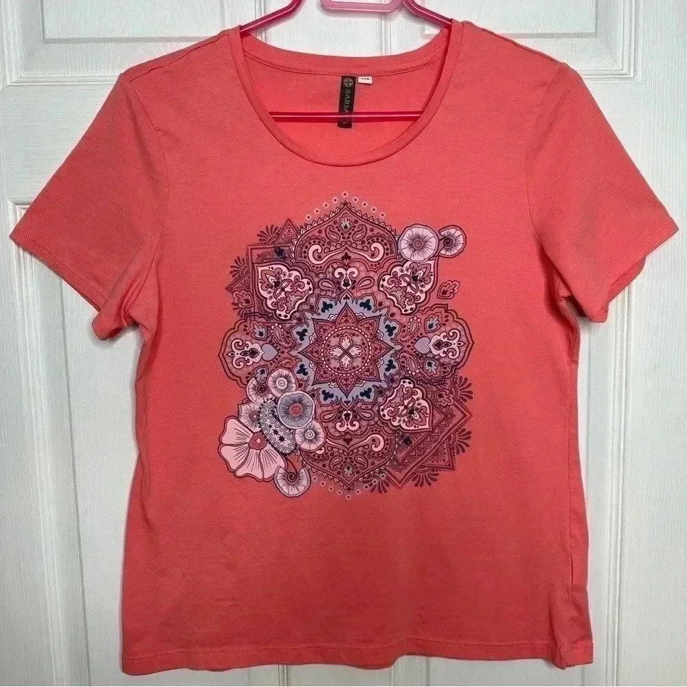 Sarsara T-Shirt Floral Design Pink Size large.